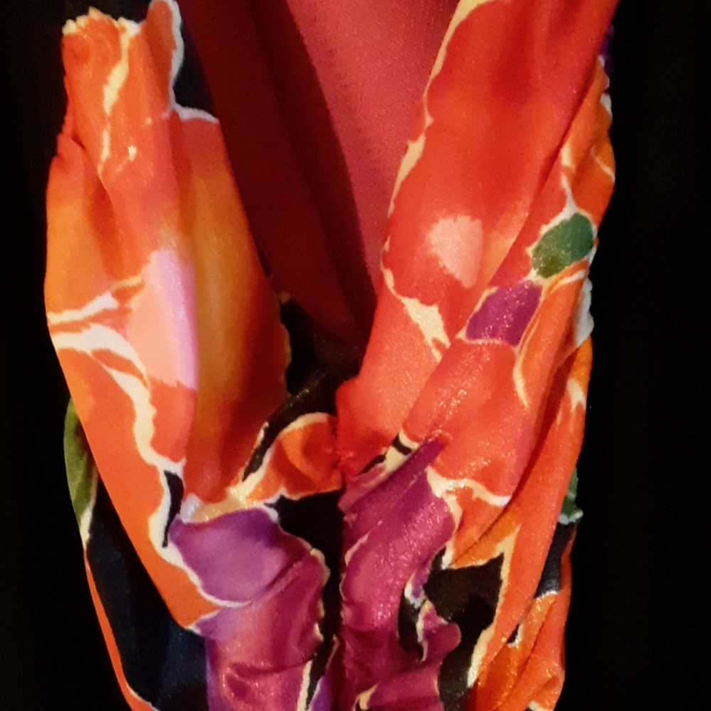 Bathing suit - Picture 2 of 2